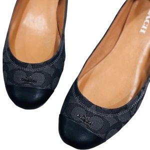 Coach flats